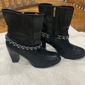 Women’s Harley Davidson above ankle boots